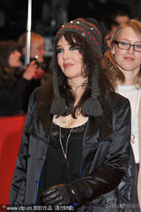 幻灯图集：《猛犸象》首映 阿佳妮少女范儿现身