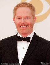 组图：《摩登家庭》男星杰西-泰勒-弗格森亮相