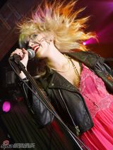 高清组图：泰勒-摩森庆生 组摇滚乐队进军歌坛