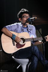 幻灯组图：快男300强突围赛第2场 农民诗人出局