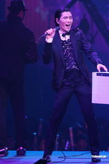 组图：萧敬腾台北开唱High翻小巨蛋