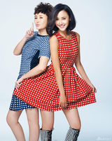 组图：张歆艺吕夏携手登封面 铁磁闺蜜默契搭档