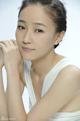 组图：焦俊艳最新美图出炉 被赞清纯实力派