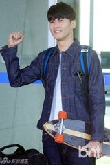 组图：郑京浩等随《都市的法则》赴纽约拍摄