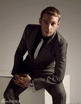 组图：奥运跳水冠军半裸展现运动之美