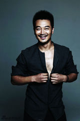 组图：吴樾新写真曝光 展现硬朗外表下的温情