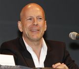 幻灯图集：动漫展首日 朱莉和埃布拉姆斯引爆热潮