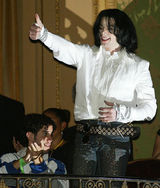 幻灯组图：迈克尔-杰克逊的最后三十个瞬间