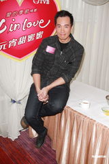 组图：陈豪送诗给陈茵媺庆元宵 叶翠翠单身过节