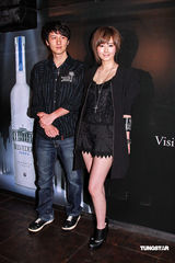 幻灯：孙耀威笑言自己酒品好 傅颖透露7月将发片