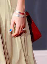 高清组图：奥利维亚-福克斯亮相连衣裙气质清纯