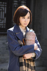 组图：《捍卫者》萧蔷演双生花形象百变