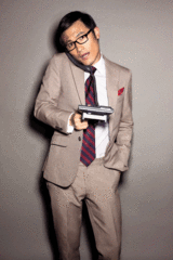 幻灯图：耿乐写真展型男魅惑 演绎西装经典风范