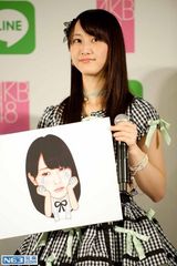 组图：AKB48出席活动秀卡通自画像卖萌无止尽