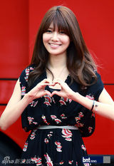 组图：少时秀英尹道贤接任《深夜TV演艺》主持人