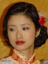 策划：日本女星中国风造型 旗袍团子头贺新春