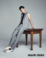 高清图：韩星李天熙拍写真印花装彰显时尚