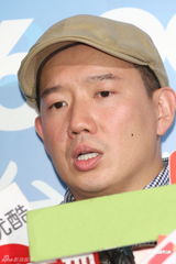 组图：杜汶泽病愈后首度赴台湾宣传《低俗喜剧》