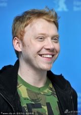 组图：《查理必死》柏林亮相 男星鲁伯特抢镜