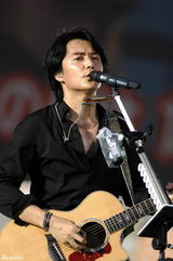 策划：熟男当道性感沉稳 日本大叔魅力依旧