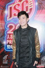 组图：容祖儿九夺劲歌金曲歌后 林峰获最受欢迎