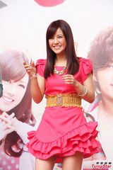 组图：《美人龙汤》剧组再聚首 贺军翔大元出席