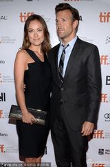 组图：《极速风流》首映“雷神”与妻子秀恩爱