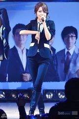 组图：少女时代等鼓励高考生唱响“点亮演唱会”