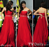 组图：众韩星亮相第17届釜山电影节蓝地毯