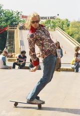 组图：美男多作怪 盘点英俊面孔的银幕颠覆逆袭