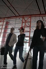 组图：车晓素颜清瘦无孕味 豪门媳妇低调复工