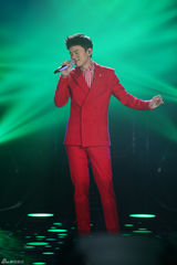 组图：《歌手2》品冠待逆袭 罗琦忍痛退赛