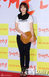 组图：FTIsland朴信惠CNBLUE等捧场李洪基新片