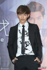 组图：炎亚纶模仿萧敬腾 集邮郭雪芙李毓芬