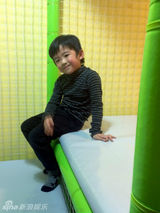 组图：Lucas5岁生日 盘点可爱成长史