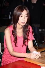 组图：陈绮贞高雄演唱会售票 避谈结婚感谢媒体关心