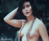 组图：叶玉卿昔日性感写真曝光 全裸秀美臀豪乳