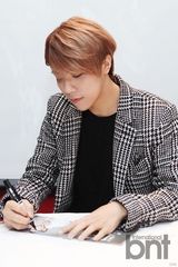 组图：男团M.pire在日开办首场签名会