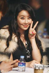 组图：HELLOVENUS等出席首尔艺术大学入学仪式