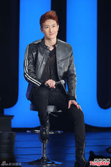 组图：SJ-M台湾会歌迷 唱周杰伦歌曲引惊喜