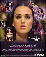 组图：凯蒂佩里获公告牌年度女艺人奖