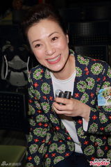 组图：张可颐享受自由身接工作