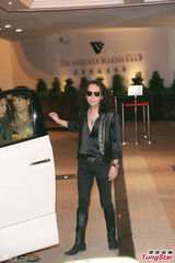 高清图：钟镇涛60大寿派对 群星嬉皮士装到贺