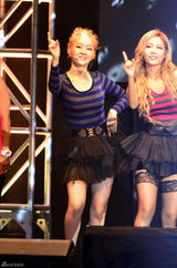 高清组图：韩团T-ara香港首办演唱会