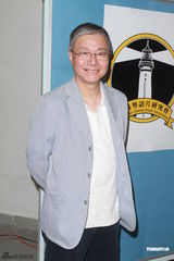 组图：冯宝宝出席电影活动 昔日红星风采依然