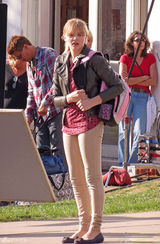 组图：莫瑞兹和亚伦亮相《海扁王2》片场