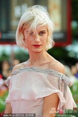 高清图：《写在水中的承诺》首映 评委主席昆汀捧场