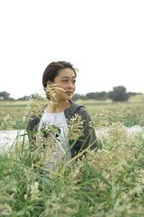 组图：《永远的田野》登陆央一 李舜演绎自然之美