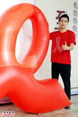 组图：杨佑宁为爱下厨 勉励郭采洁金马失意