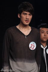 幻灯组图：快男300强突围赛首场 9位选手晋级60强